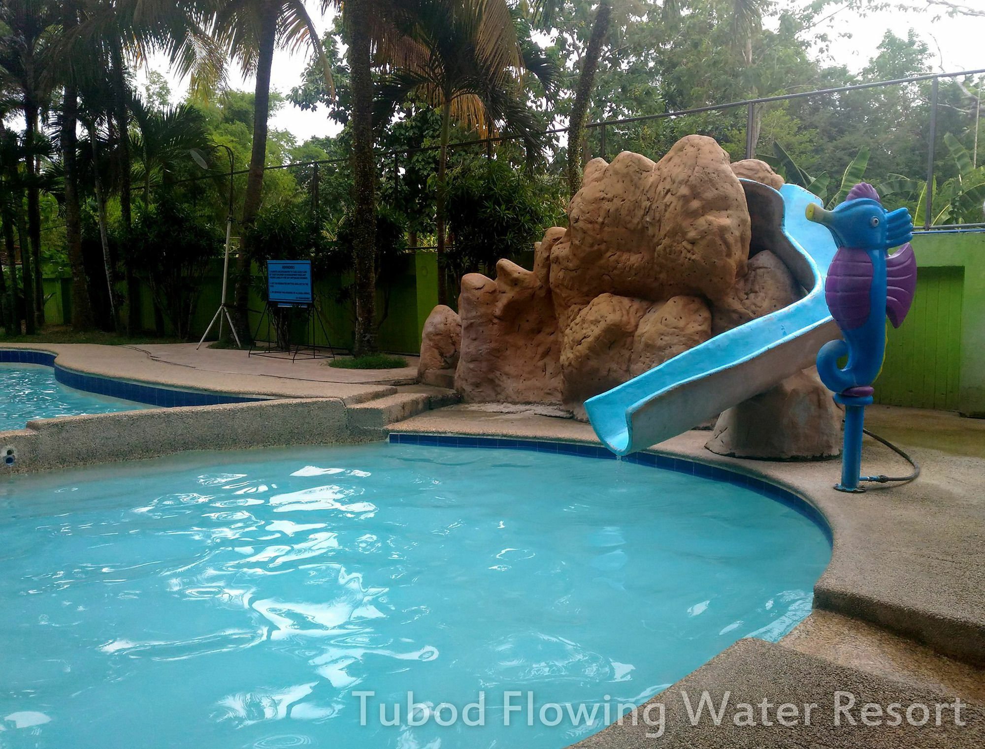 Tubod Flowing Water Resort Minglanilla Exterior photo